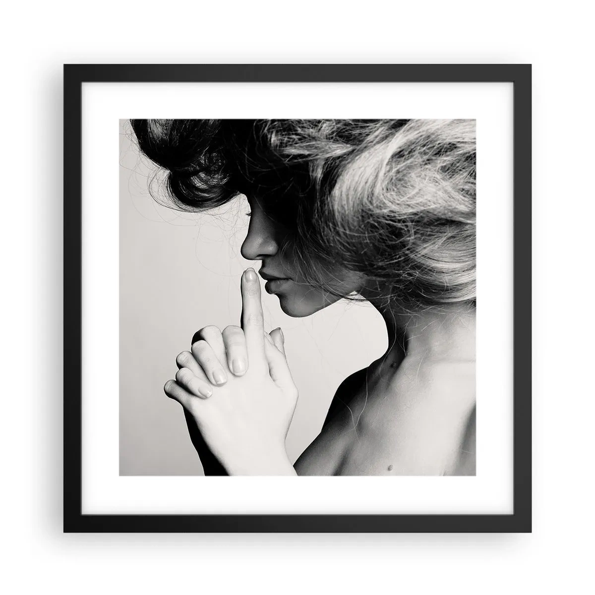 Poster in einem schwarzem Rahmen - Auf sich selbst hören - 40x40 cm
