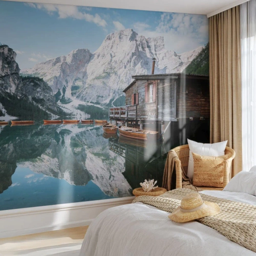 Selbstklebende Fototapete Deluxe Sticker - Kristallklarer Bergmorgen - Berglandschaft, Sonne, See - 250x175 cm