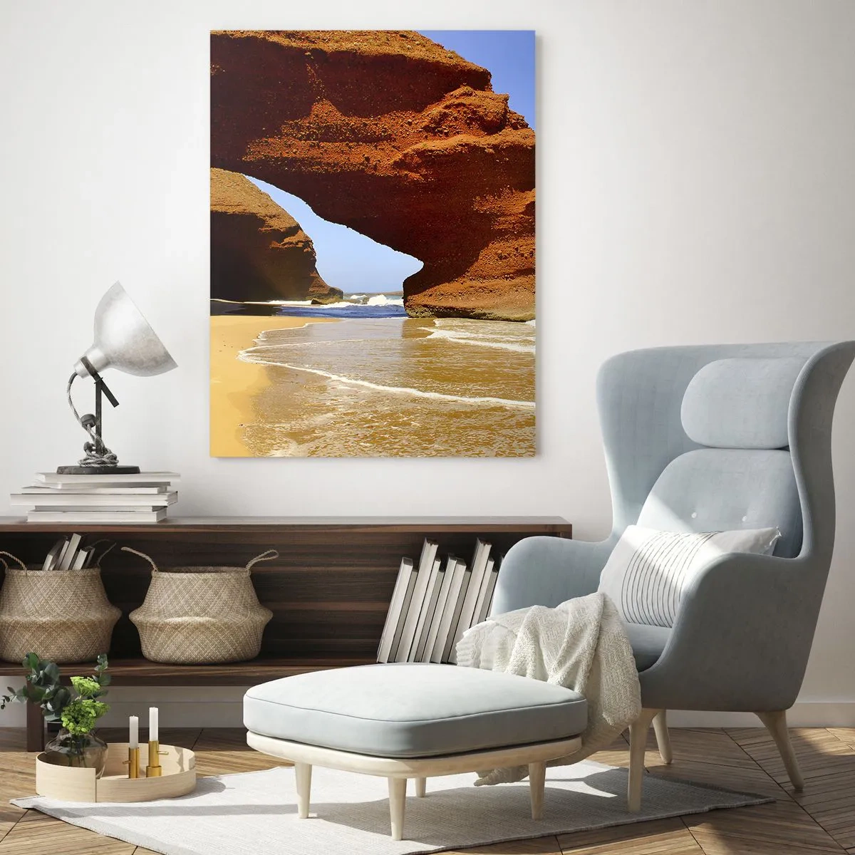 Glasbild - Bild auf glas - Ein natürlicher Felsbogen an einem Strand mit blauem Himmel und Wellen - 80x120cm - Wasser und Wind seit Tausenden von Jahren - Moderne Wanddekoration für Wohnzimmer und Schlafzimmer ARTTOR