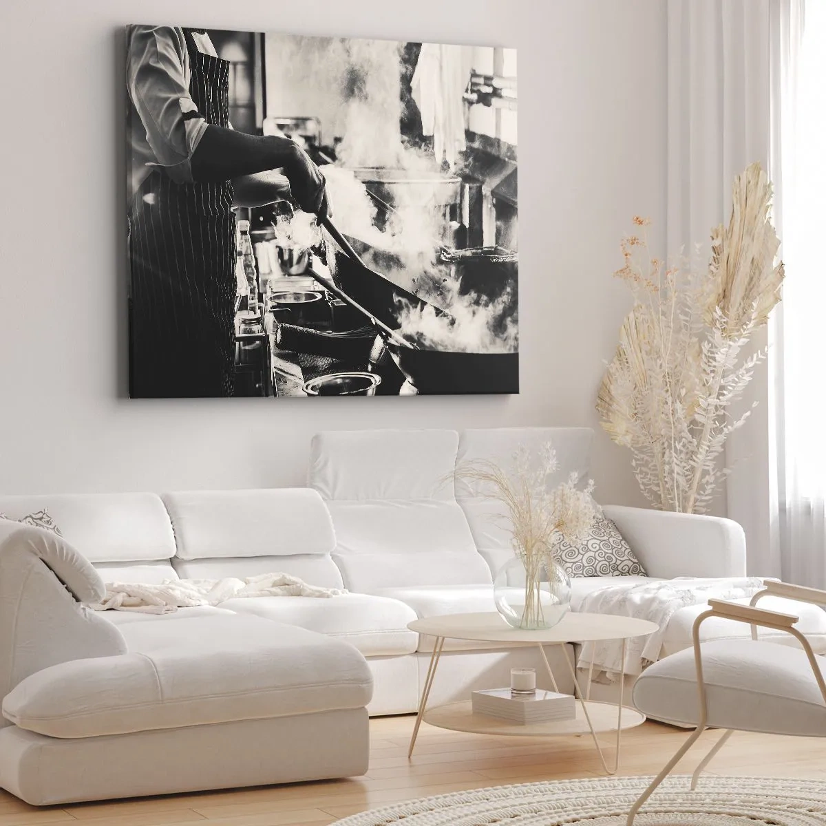 Bild auf Leinwand - Leinwandbild - Ein Koch bei der Arbeit in der Küche, aus einer Bratpfanne steigt Dampf auf - 70x50cm - Alchemie der Aromen - Moderne Wanddekoration für Wohnzimmer und Schlafzimmer ARTTOR