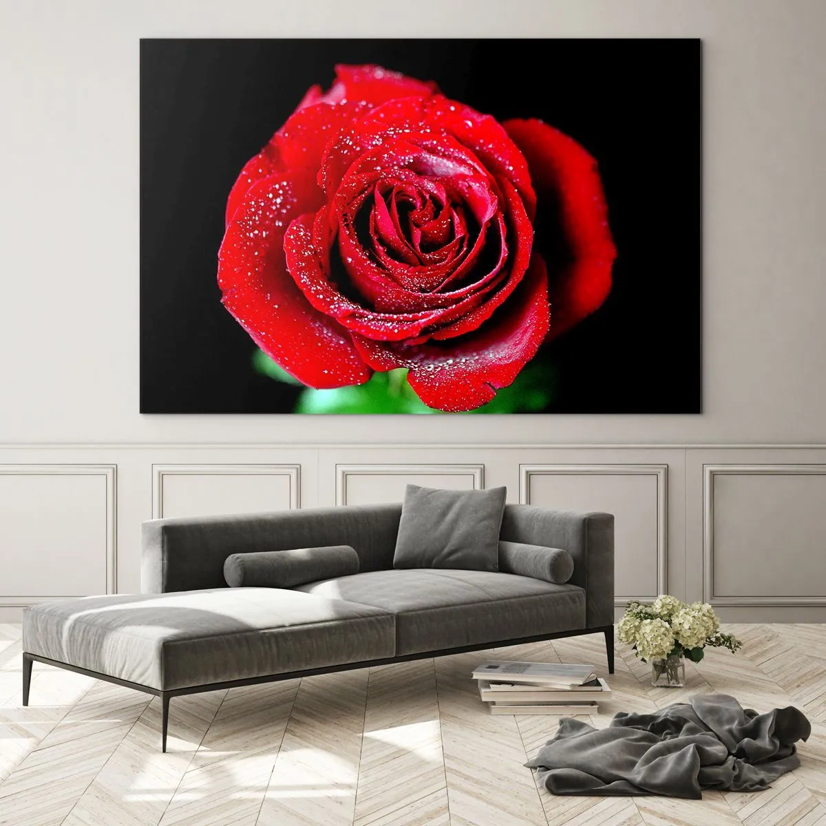 Glasbild - Bild auf glas - Eine rote Rose mit Tautropfen bedeckt auf dunklem Hintergrund - 70x50cm - Das ist Liebe - Moderne Wanddekoration für Wohnzimmer und Schlafzimmer ARTTOR
