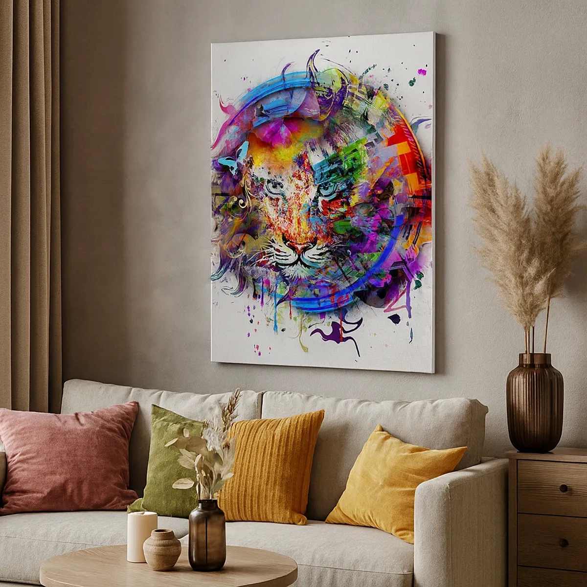 Bild auf Leinwand - Leinwandbild - Farbenfrohes Porträt eines Löwen im abstrakten Stil - 50x70cm - Es lauert hinter einem Regenbogenschleier - Moderne Wanddekoration für Wohnzimmer und Schlafzimmer ARTTOR