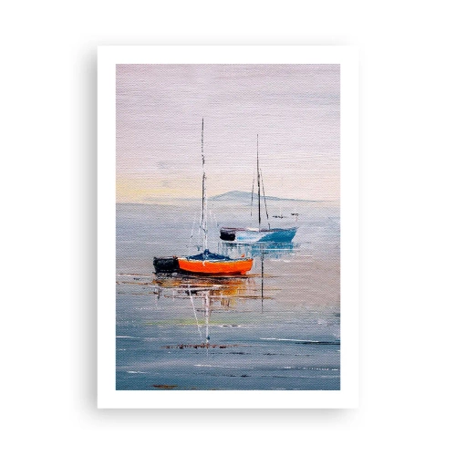 Poster - Segelboote auf ruhigem Wasser - 50x70cm - Wohlverdiente Ruhe - Moderne Wanddekoration für Wohnzimmer und Schlafzimmer ARTTOR