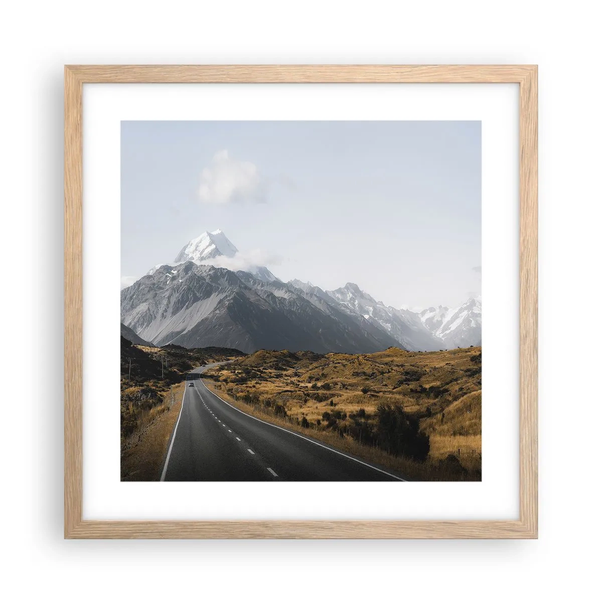 Poster in einem Rahmen aus heller Eiche - Der Weg ins Herz der Berge - 40x40 cm