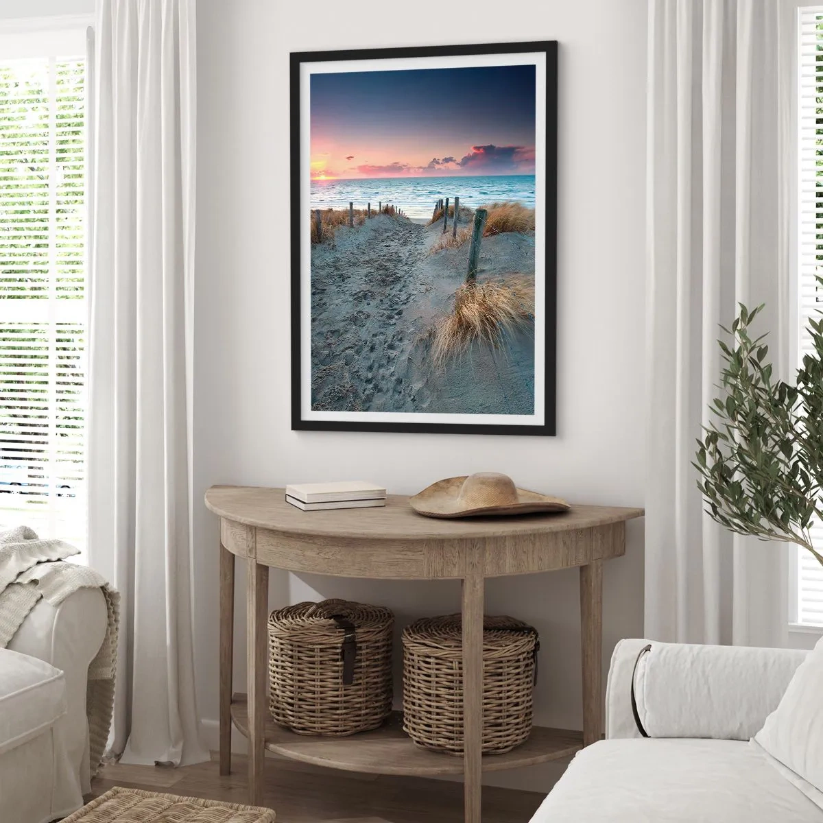 Poster in einem schwarzem Rahmen - Strandweg bei Sonnenuntergang mit Meerblick - 50x70cm - Du hast einen Regenbogen aus strahlendem Licht verschüttet ... - Moderne Wanddekoration für Wohnzimmer und Schlafzimmer ARTTOR