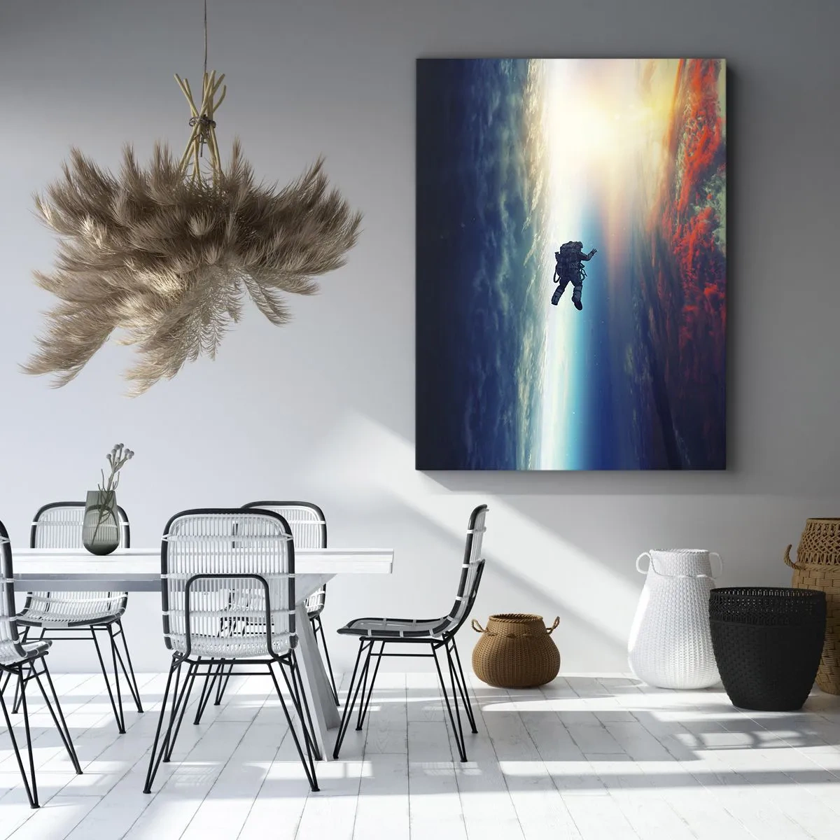 Bild auf Leinwand - Leinwandbild - Ein Astronaut schwebt im Weltraum über einer bunten Erde - 50x70cm - Sich dem Universum stellen - Moderne Wanddekoration für Wohnzimmer und Schlafzimmer ARTTOR