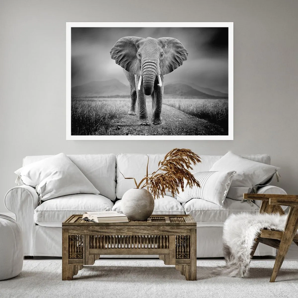 Poster - Ein mächtiger Elefant in der Savanne in monochromen Tönen - 100x70cm - Der Gastgeber heißt willkommen - Moderne Wanddekoration für Wohnzimmer und Schlafzimmer ARTTOR
