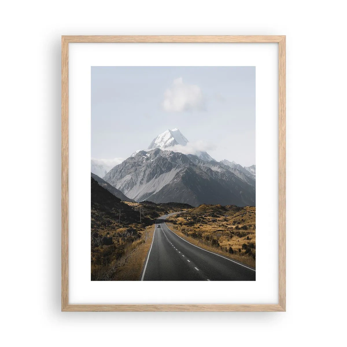 Poster in einem Rahmen aus heller Eiche - Der Weg ins Herz der Berge - 40x50 cm