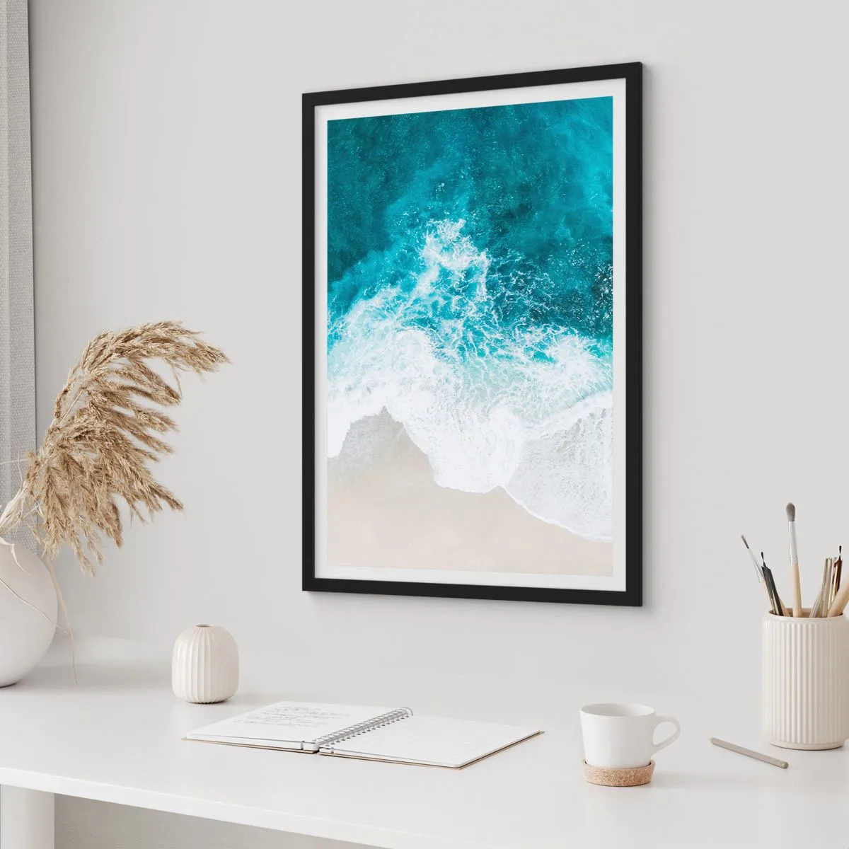 Poster in einem schwarzem Rahmen - Natürliche Liebkosung - 40x50 cm