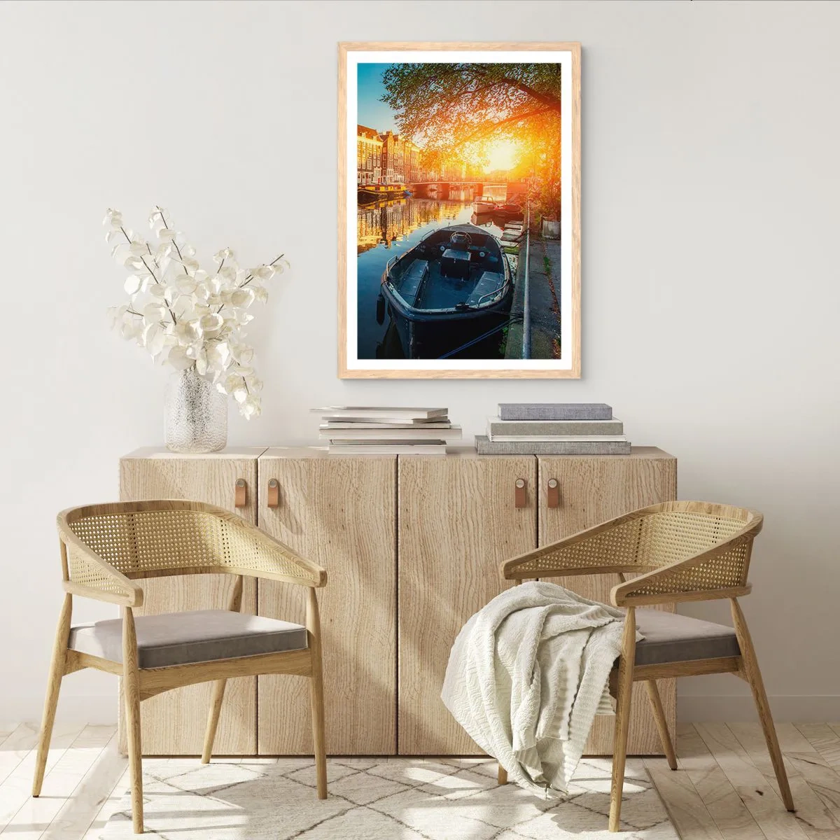 Poster in einem Rahmen aus heller Eiche - Morgen in Amsterdam - 50x70 cm