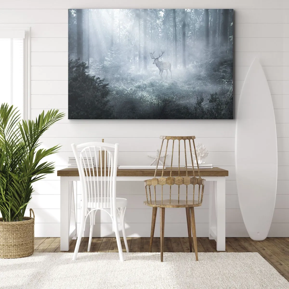 Bild auf Leinwand - Leinwandbild - Ein Hirsch in einem dichten Wald, eingehüllt in Morgennebel - 100x70cm - Morgenvisite auf dem Grundstück - Moderne Wanddekoration für Wohnzimmer und Schlafzimmer ARTTOR