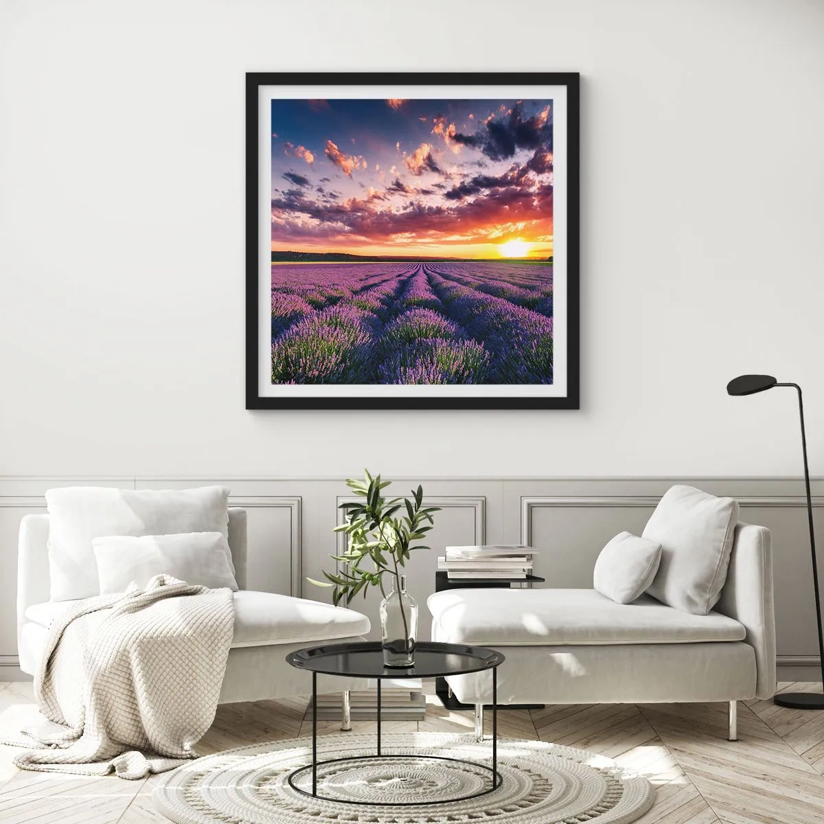 Poster in einem schwarzem Rahmen - Lavendel Welt - 30x30 cm