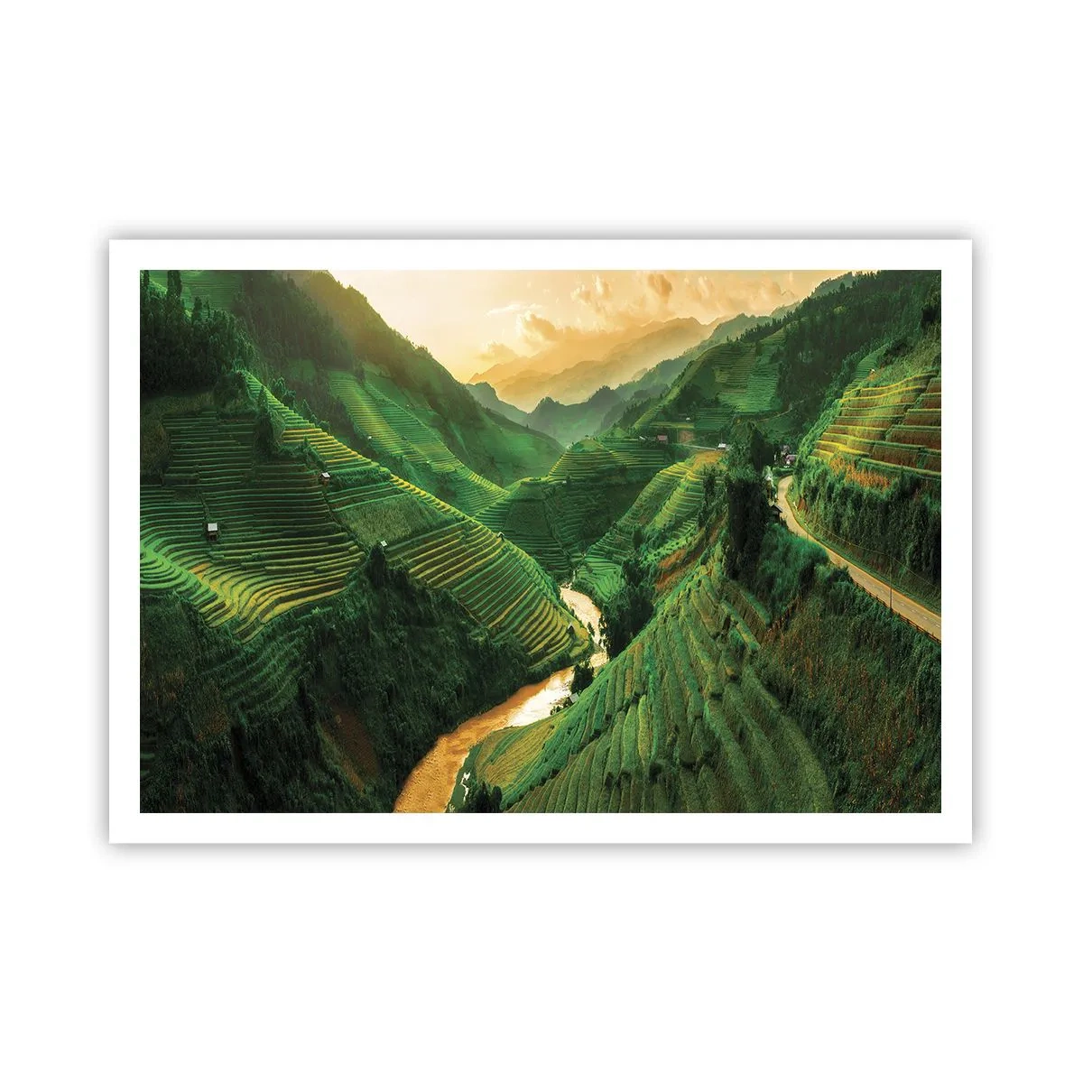 Poster - Malerische Reisterrassen in einem grünen Tal, beleuchtet von der untergehenden Sonne - 100x70cm - Vietnamesisches Tal - Moderne Wanddekoration für Wohnzimmer und Schlafzimmer ARTTOR