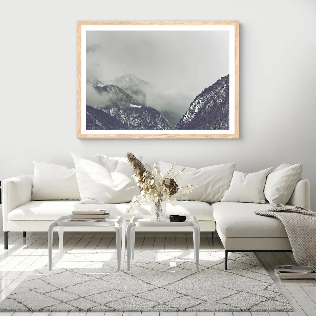 Poster in einem Rahmen aus heller Eiche - Nebliges Tal - 91x61 cm