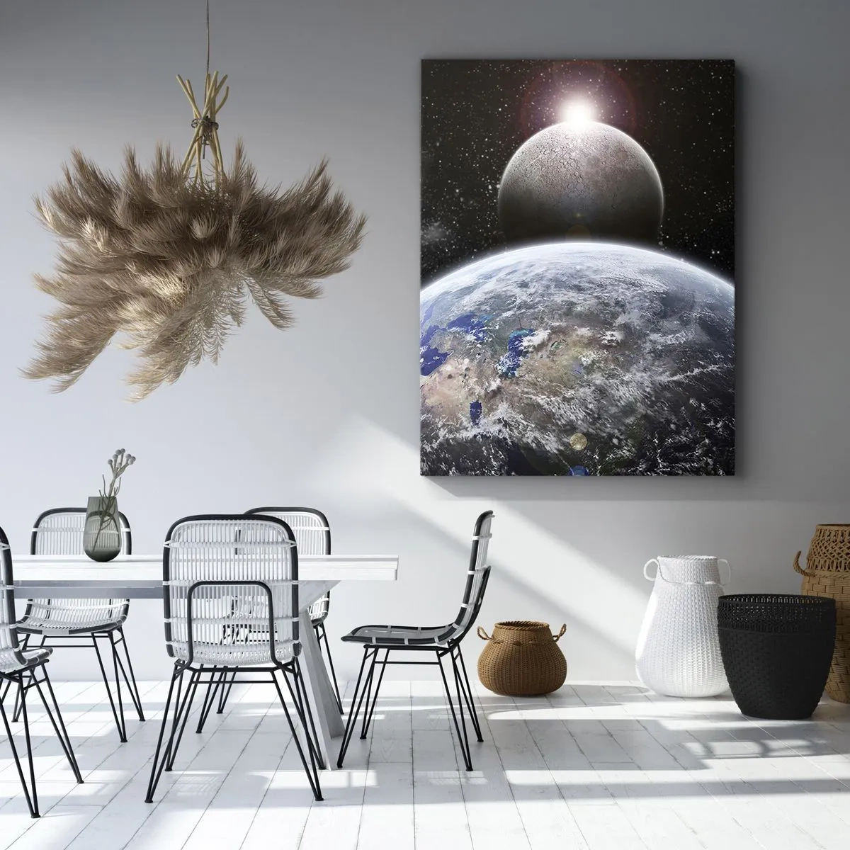 Bild auf Leinwand - Leinwandbild - Planet Erde und Mond vor dem Hintergrund des sternenklaren Weltraums. - 50x70cm - Weltraumlandschaft - Sonnenaufgang - Moderne Wanddekoration für Wohnzimmer und Schlafzimmer ARTTOR