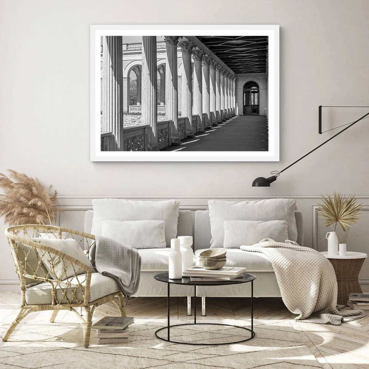 Poster in einem weißen Rahmen - Sonnige Arkade - 70x50 cm