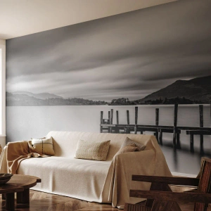 Fototapete Premium Sand - Milde und Kraft - Landschaft, See, Holzbrücke - 100x70 cm