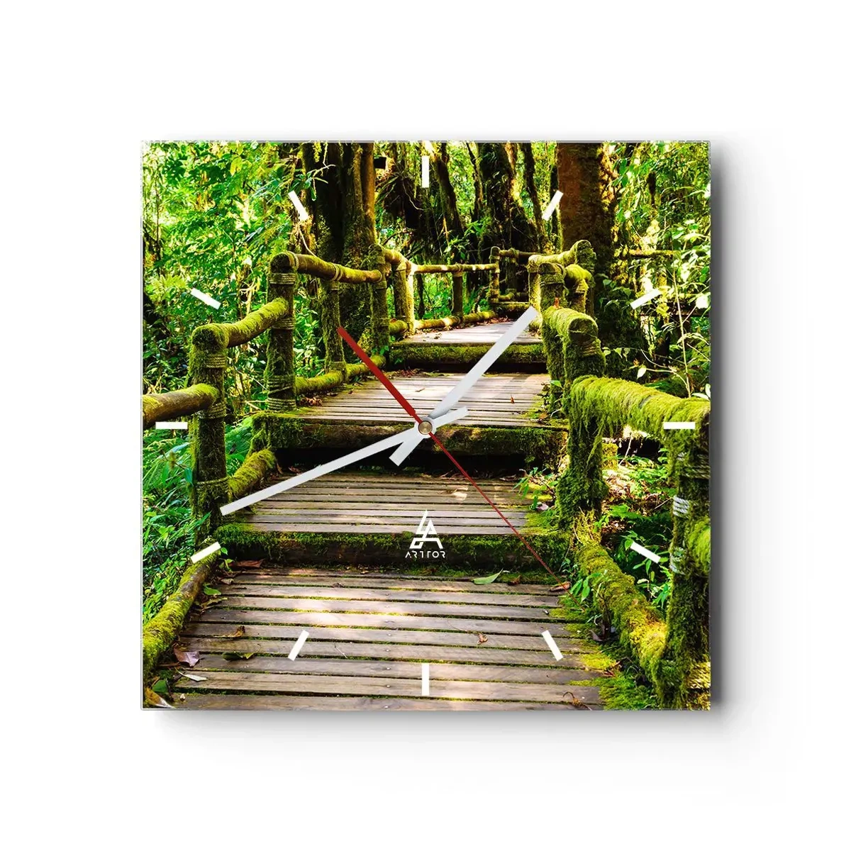 Wanduhr - Glasuhr - Eine mit Moos bedeckte Holzbrücke in einem tropischen Regenwald - 30x30cm - Ein Korridor voller Grün - Moderne Wanddekoration für Wohnzimmer und Schlafzimmer ARTTOR