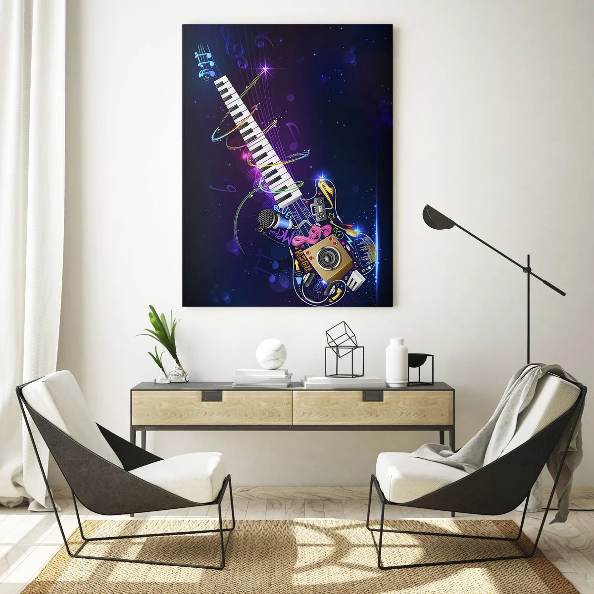Glasbild - Bild auf glas - Eine bunte Gitarre mit Keyboard und Mikrofon auf dunklem Hintergrund. - 70x100cm - Und alles ist gut - Moderne Wanddekoration für Wohnzimmer und Schlafzimmer ARTTOR