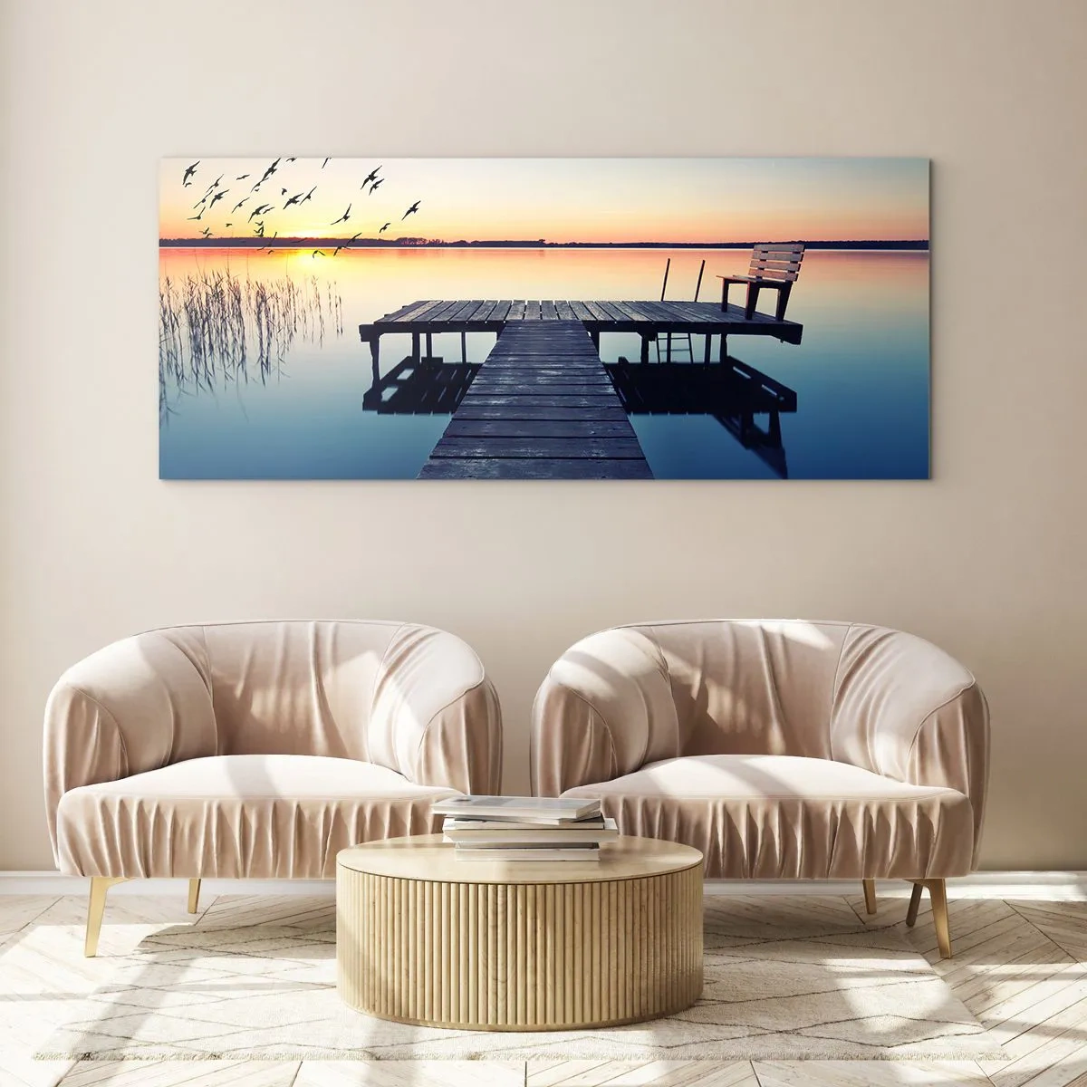 Glasbild - Bild auf glas - Holzsteg auf einem See bei Sonnenaufgang mit Vögeln - 140x50cm - Das war ein guter Tag - Moderne Wanddekoration für Wohnzimmer und Schlafzimmer ARTTOR