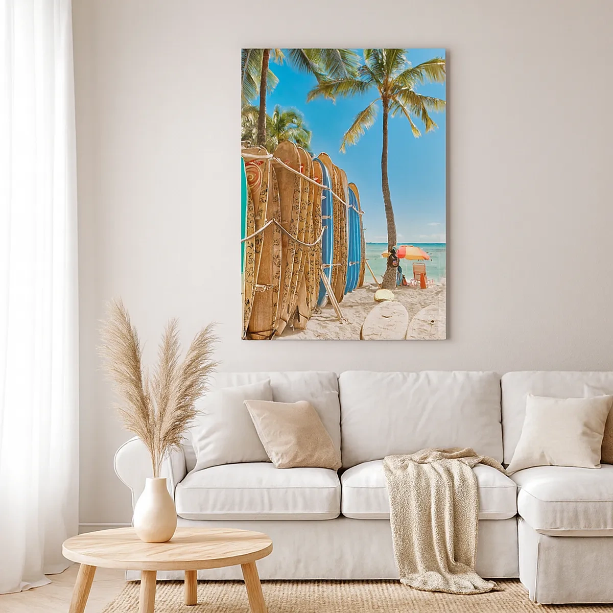 Bild auf Leinwand - Leinwandbild - Surfbretter an einem Strand mit Palmen - 50x70cm - Sonniger Spaß - Moderne Wanddekoration für Wohnzimmer und Schlafzimmer ARTTOR