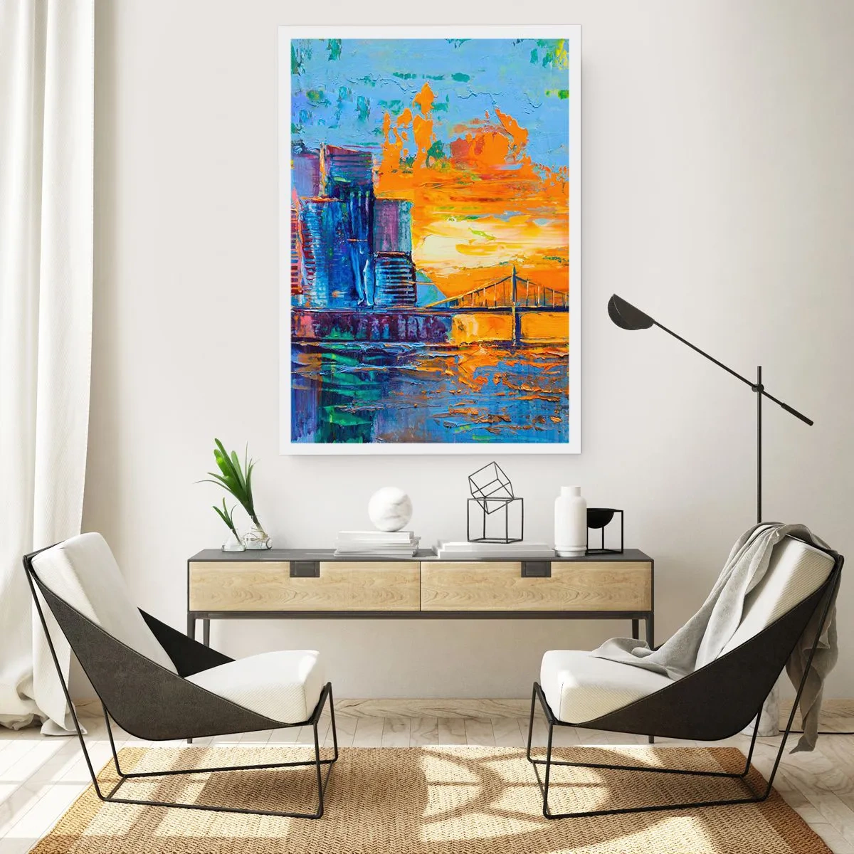 Poster - Eine bunte Brücke und die Stadt im Schein der untergehenden Sonne - 50x70cm - Kultur und Natur - Moderne Wanddekoration für Wohnzimmer und Schlafzimmer ARTTOR