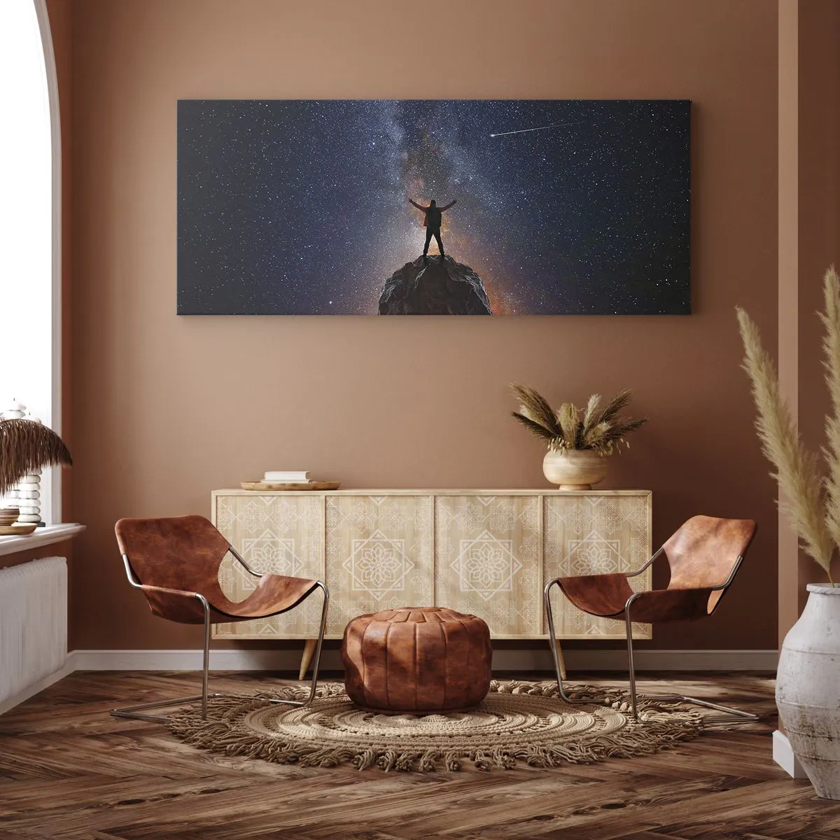Bild auf Leinwand - Leinwandbild - Eine Figur auf einem Berggipfel unter einem Sternenhimmel - 140x50cm - Die Macht ist mit mir! - Moderne Wanddekoration für Wohnzimmer und Schlafzimmer ARTTOR