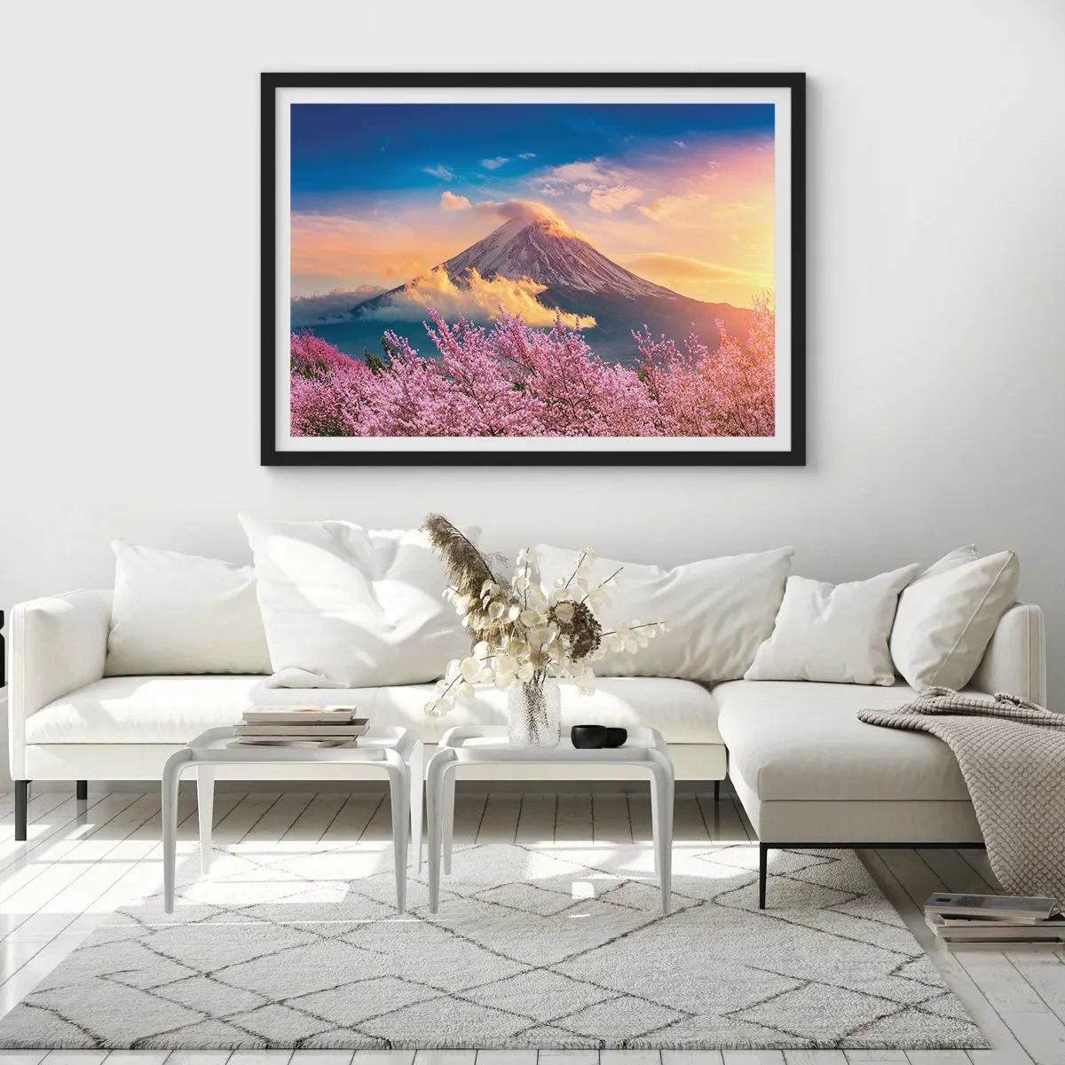 Poster in einem schwarzem Rahmen - Mount Fuji mit Kirschblüten im Hintergrund bei Sonnenuntergang - 100x70cm - Japanische Heiligkeit - Moderne Wanddekoration für Wohnzimmer und Schlafzimmer ARTTOR