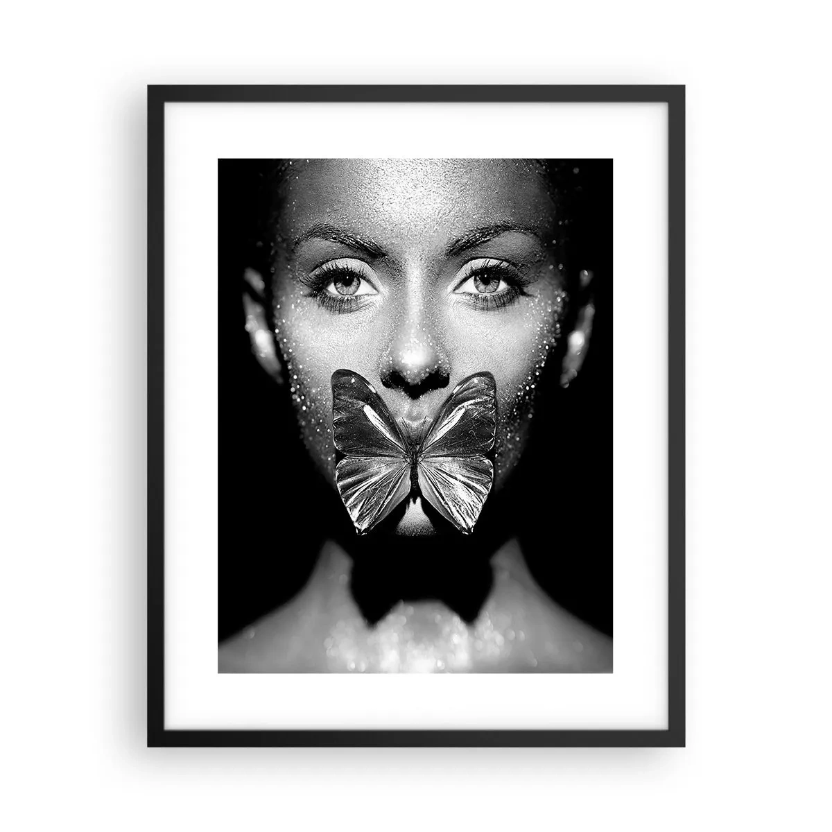 Poster in einem schwarzem Rahmen - Schmetterlingskuss - 40x50 cm
