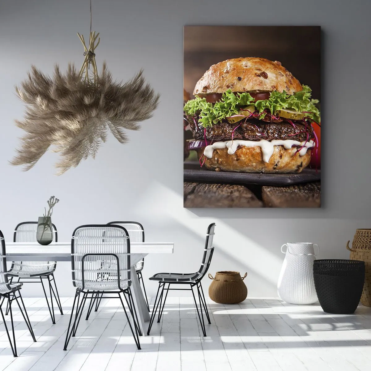 Bild auf Leinwand - Leinwandbild - Appetitliche Burger mit Gemüse und Sauce - 50x70cm - Amerikanischer Traum - Moderne Wanddekoration für Wohnzimmer und Schlafzimmer ARTTOR