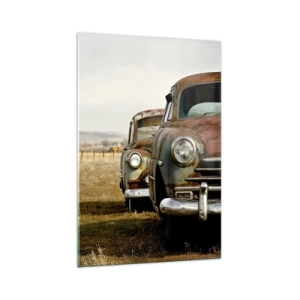 Glasbild - Bild auf glas - Zwei alte Autos auf einem Feldweg neben einem Holzzaun - 70x100cm - Eine wohlverdiente Ruhe - Moderne Wanddekoration für Wohnzimmer und Schlafzimmer ARTTOR