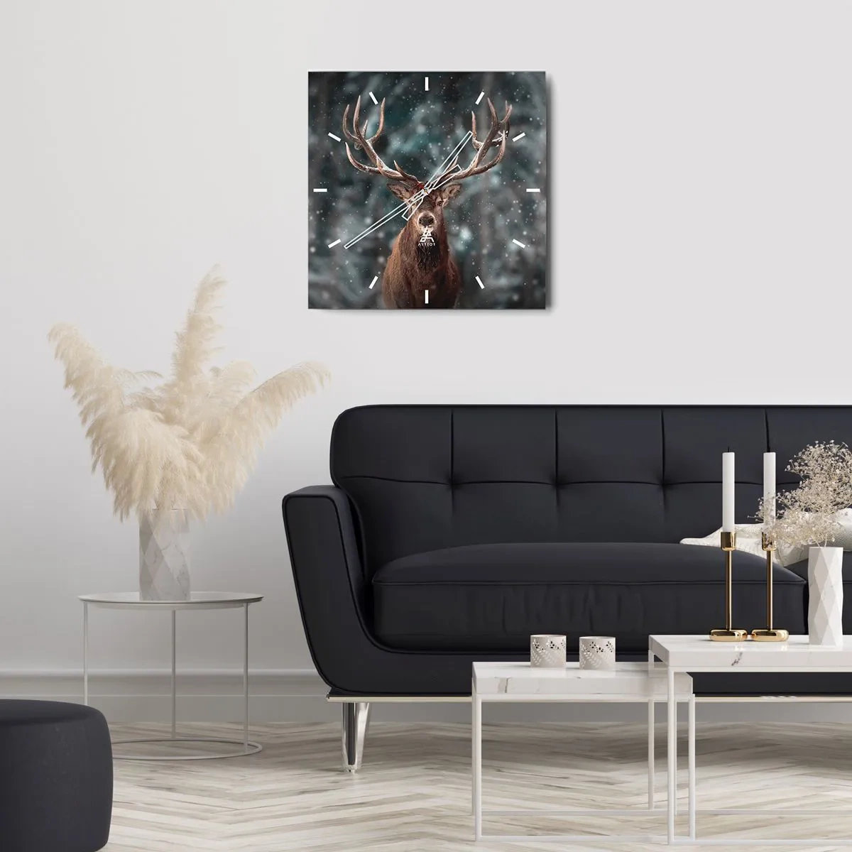 Wanduhr - Glasuhr - Hirsche in einem Winterwald mit fallendem Schnee - 30x30cm - Gekrönter König des Waldes - Moderne Wanddekoration für Wohnzimmer und Schlafzimmer ARTTOR