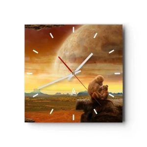 Wanduhr - Glasuhr - Affen sitzen auf einem Felsen in einer surrealen Landschaft mit einem riesigen Planeten - 30x30cm - Die Liebe ist überall gleich - Moderne Wanddekoration für Wohnzimmer und Schlafzimmer ARTTOR