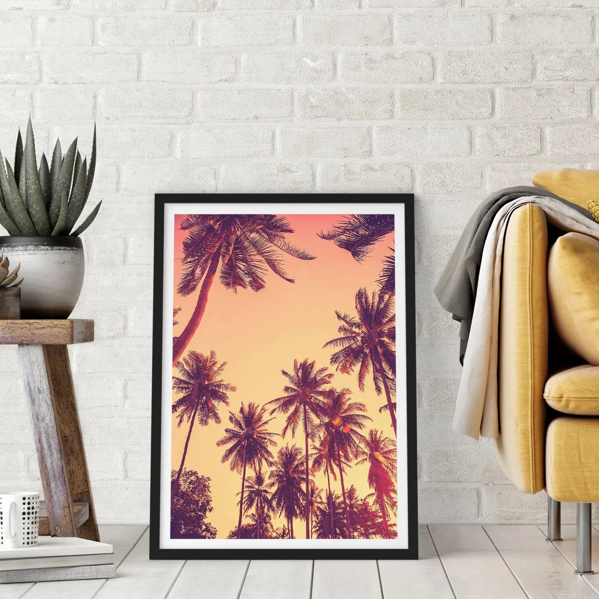 Poster in einem schwarzem Rahmen - Palmen in den warmen Farben des Sonnenuntergangs - 50x70cm - Tropische Variante - Moderne Wanddekoration für Wohnzimmer und Schlafzimmer ARTTOR