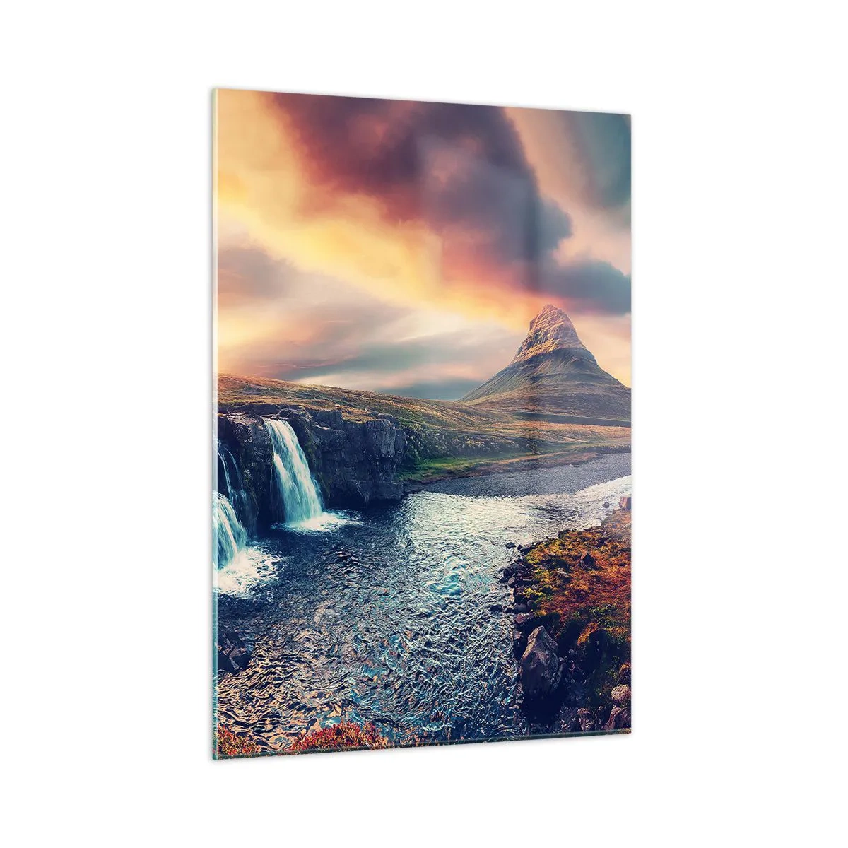 Glasbild - Bild auf glas - Wasserfall und Berg bei Sonnenuntergang in der isländischen Landschaft - 50x70cm - In der Majestät der Natur - Moderne Wanddekoration für Wohnzimmer und Schlafzimmer ARTTOR