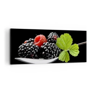 Bild auf Leinwand - Leinwandbild - Brombeeren und Himbeeren auf einem Löffel mit einem Blatt auf schwarzem Hintergrund - 120x50cm - Der Geschmack der Frische - Moderne Wanddekoration für Wohnzimmer und Schlafzimmer ARTTOR