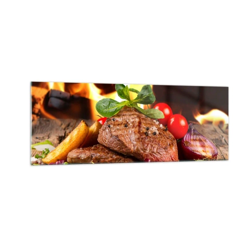 Glasbild - Bild auf glas - Gegrilltes Steak mit Beilagen vor dem Hintergrund der Flammen - 140x50cm - Von Hitze gezaubert - Moderne Wanddekoration für Wohnzimmer und Schlafzimmer ARTTOR