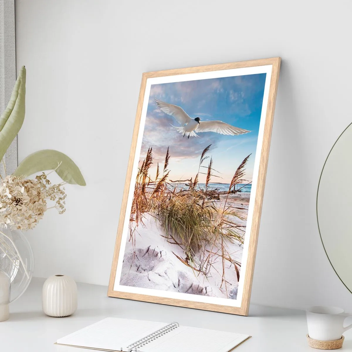 Poster in einem Rahmen aus heller Eiche - Wind vom Meer - 50x70 cm