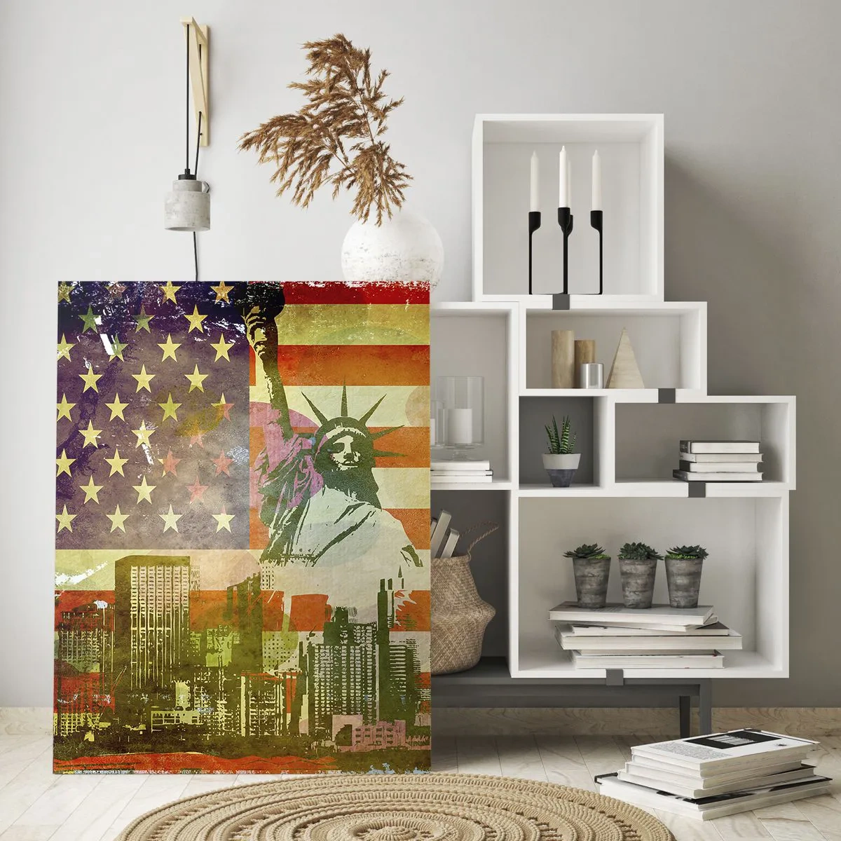 Glasbild - Bild auf glas - Die Freiheitsstatue vor dem Hintergrund der amerikanischen Flagge und der Skyline der Stadt - 70x100cm - Viva Amerika! - Moderne Wanddekoration für Wohnzimmer und Schlafzimmer ARTTOR