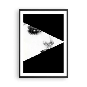 Poster in einem schwarzem Rahmen - Ein minimalistisches Frauenporträt in Schwarzweiß mit geometrischer Aufteilung. - 50x70cm - Immer unentdeckt - Moderne Wanddekoration für Wohnzimmer und Schlafzimmer ARTTOR