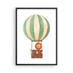 Poster in einem schwarzem Rahmen - Eine schöne Aquarellillustration eines Löwen, der in einem Heißluftballon auf weißem Hintergrund reist. - 50x70cm - Leons Reisen - Moderne Wanddekoration für Wohnzimmer und Schlafzimmer ARTTOR
