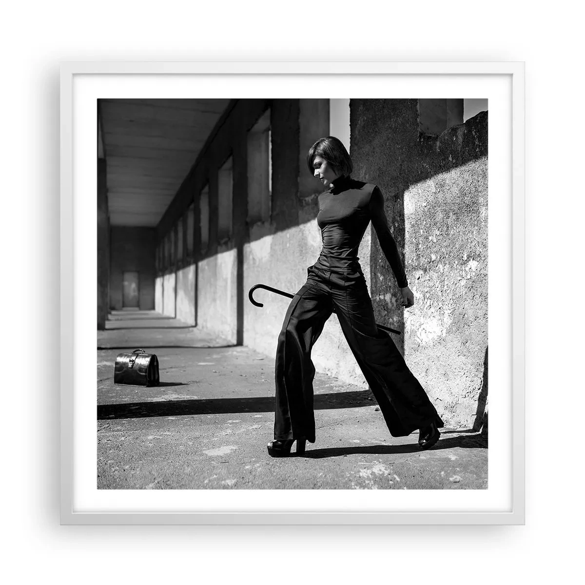 Poster in einem weißen Rahmen - Urbane Eleganz - 60x60 cm