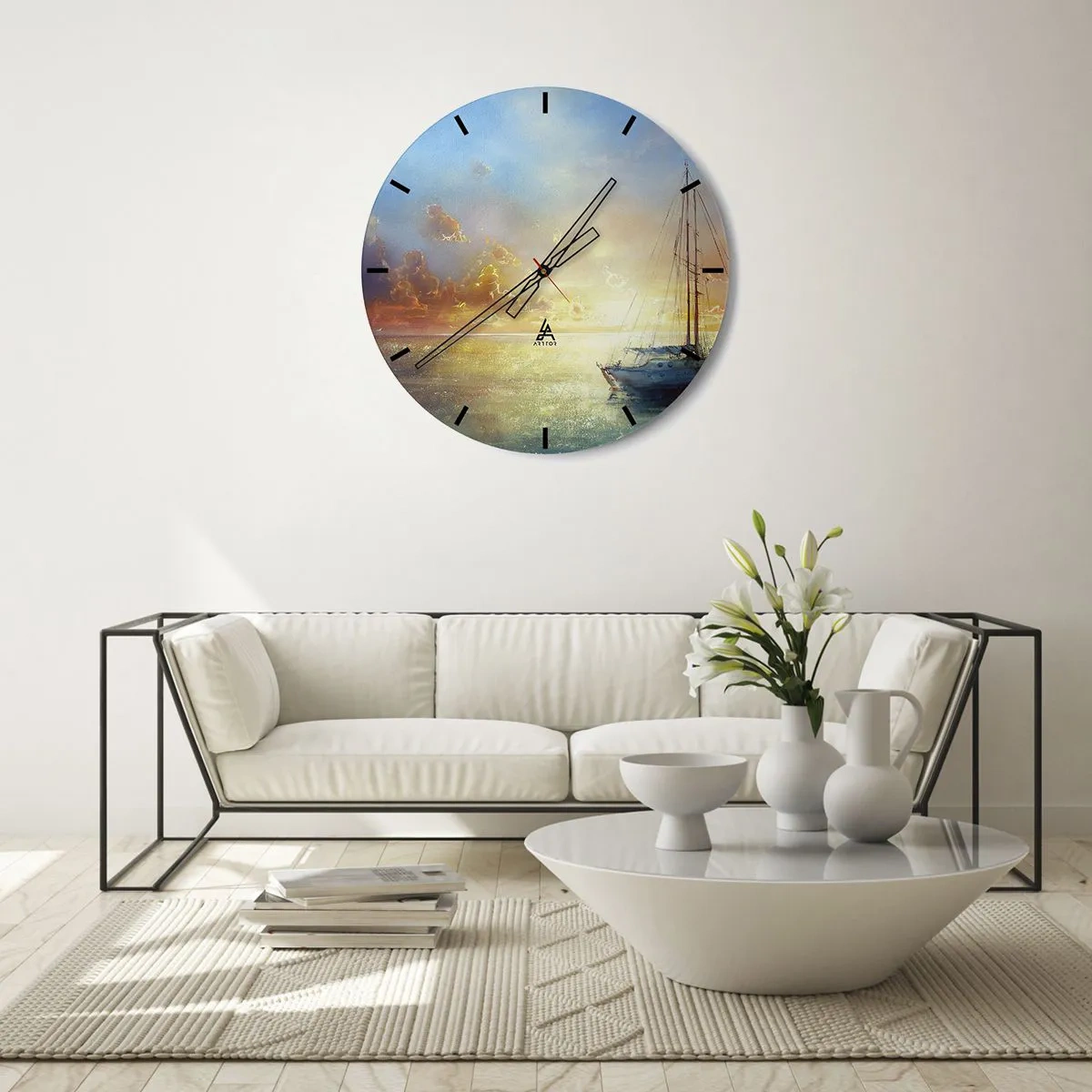 Wanduhr - Glasuhr - Ein Segelboot auf See bei Sonnenuntergang - 30x30cm - In einer goldenen Bucht - Moderne Wanddekoration für Wohnzimmer, Küche und Schlafzimmer ARTTOR