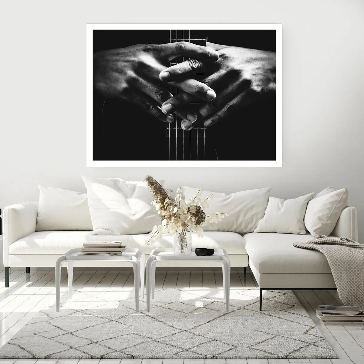 Poster - Hände auf einer Gitarre in einem monochromen Ton gefaltet - 100x70cm - Gebet des Künstlers - Moderne Wanddekoration für Wohnzimmer und Schlafzimmer ARTTOR