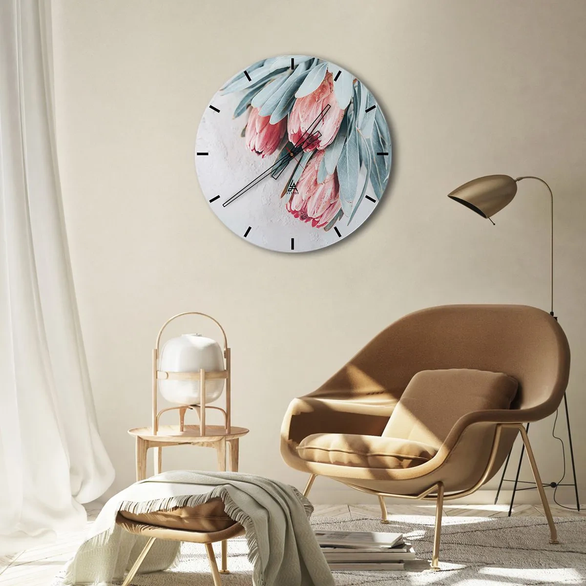 Wanduhr - Glasuhr - Protea-Blüten mit hellblauen Blättern auf hellem Hintergrund - 30x30cm - Schämen sich für ihre eigene Schönheit - Moderne Wanddekoration für Wohnzimmer, Küche und Schlafzimmer ARTTOR