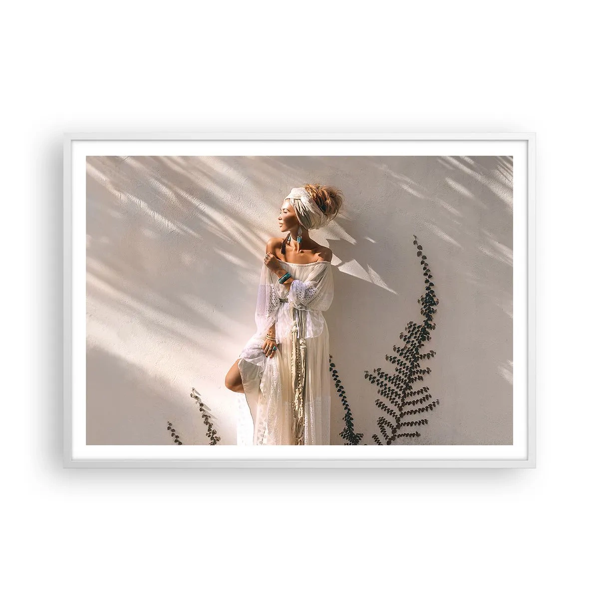 Poster in einem weißen Rahmen - Die Sonne und das Mädchen - 100x70 cm