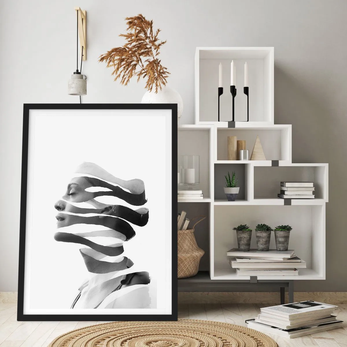 Poster in einem schwarzem Rahmen - Schwarz-Weiß-Porträt einer Frau im minimalistischen Stil - 50x70cm - Surreales Porträt - Moderne Wanddekoration für Wohnzimmer und Schlafzimmer ARTTOR