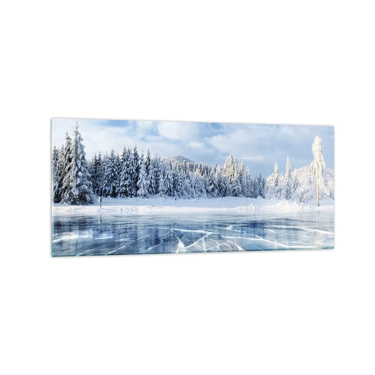 Glasbild - Bild auf glas - Ein zugefrorener See, umgeben von einem schneebedeckten Wald - 120x50cm - Eine schillernde und kristallklare Aussicht - Moderne Wanddekoration für Wohnzimmer und Schlafzimmer ARTTOR