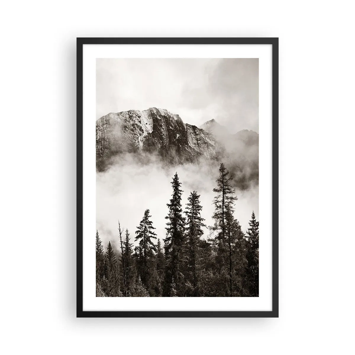 Poster in einem schwarzem Rahmen - Berglandschaft mit Bäumen und Nebel - 50x70cm - Lineal aus Granit - Moderne Wanddekoration für Wohnzimmer und Schlafzimmer ARTTOR