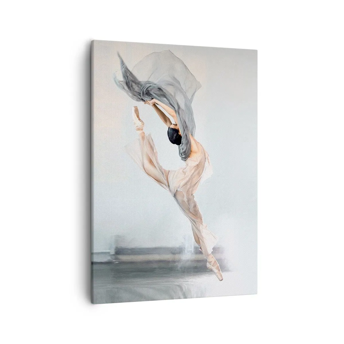 Bild auf Leinwand - Leinwandbild - Eine Tänzerin in dynamischer Bewegung vor hellem Hintergrund - 50x70cm - Im Tanzrausch - Moderne Wanddekoration für Wohnzimmer und Schlafzimmer ARTTOR